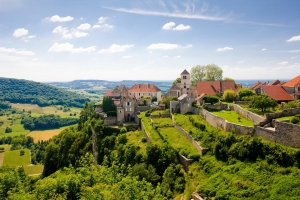 JURA : Les beautés du Jura en été (p.82 &amp; 83)