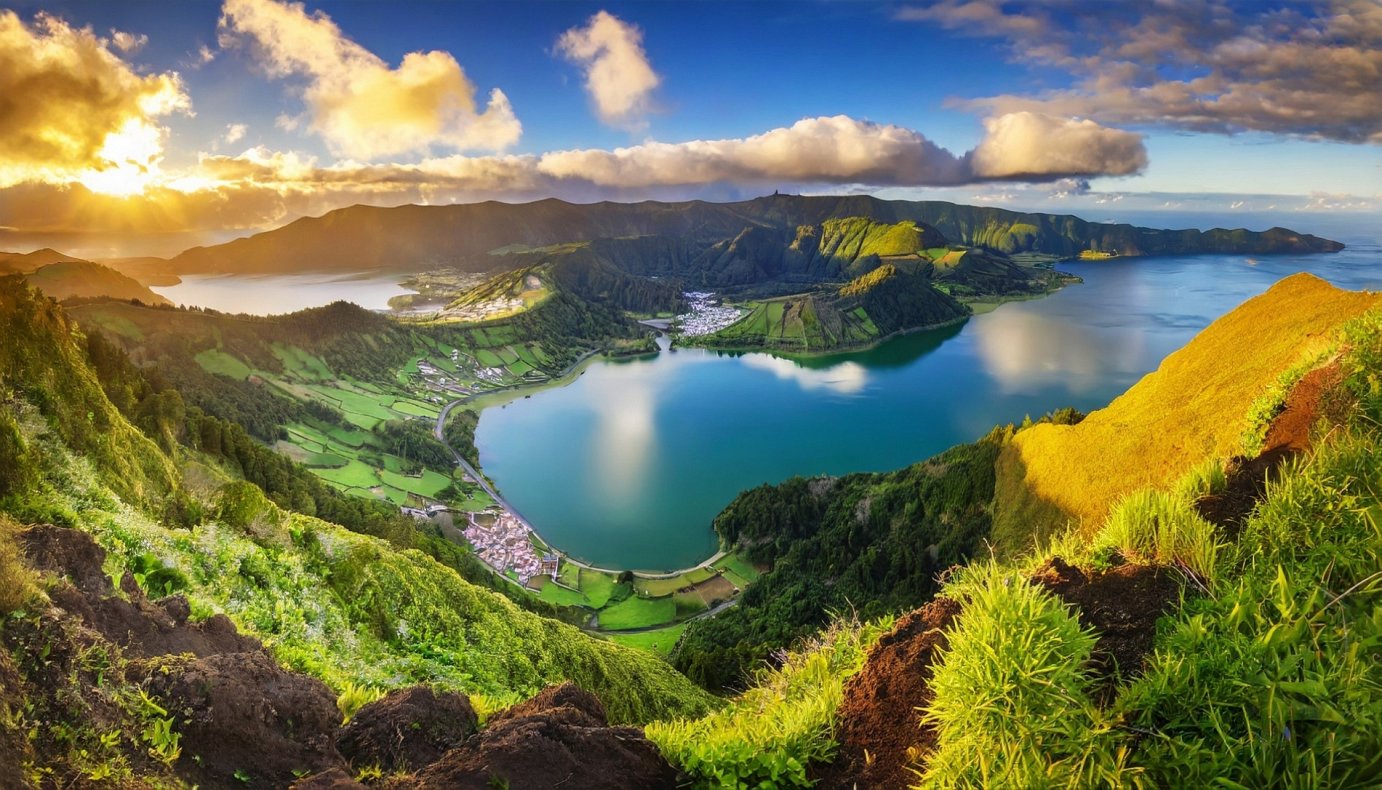 PORTUGAL - ACORES - &quot;Immersion au cœur de la nature&quot; - p.320-321