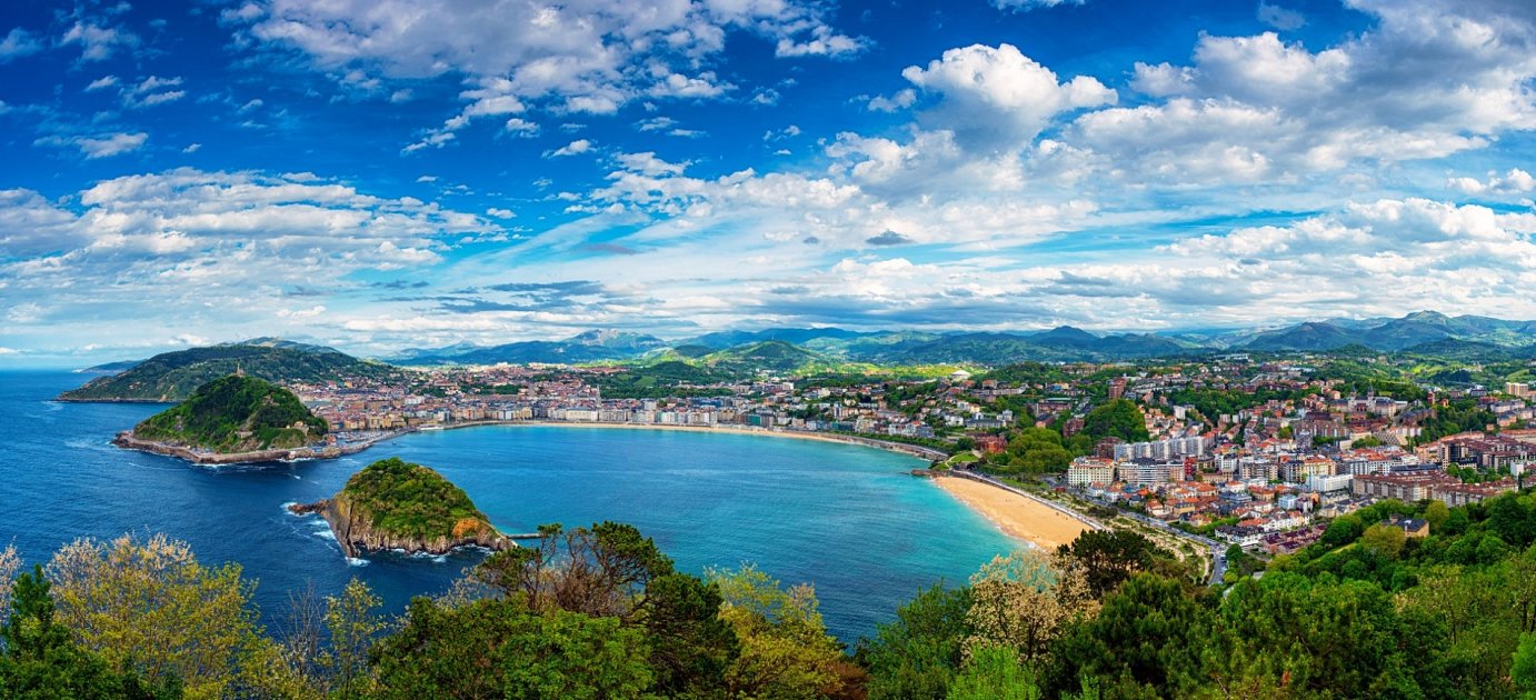 ESPAGNE - &quot;Le Pays Basque, Navarre &amp; La Rioja&quot; - p.242-243
